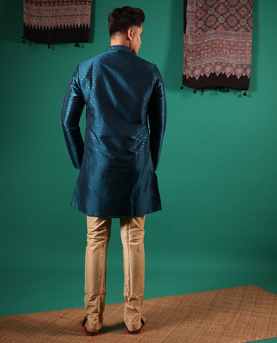 Blue diamond motifs golden foil printed with full-sleeved men's kurta