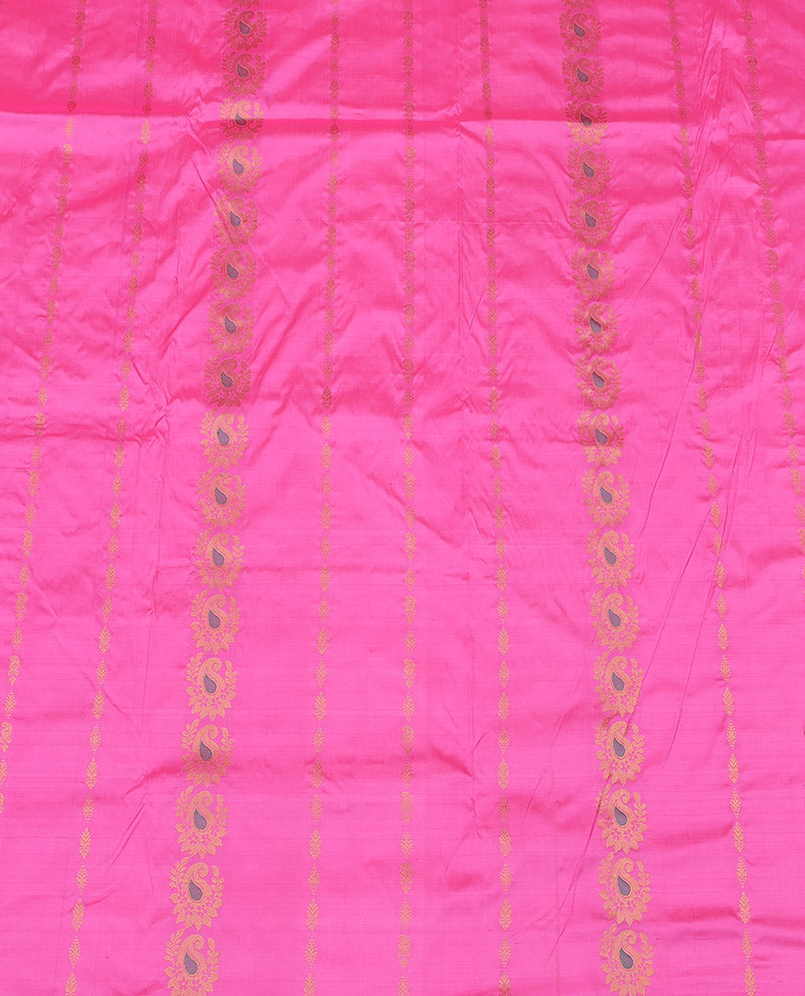 Pink Pure Silk Half-Saree, Spotlighted with Zari Designs on Its Body, Complemented by a Contrast Traditional Zari Design Border, Complemented by a Contrast Blouse, and Paired with a Contrast Dhavani of Ogee Designs