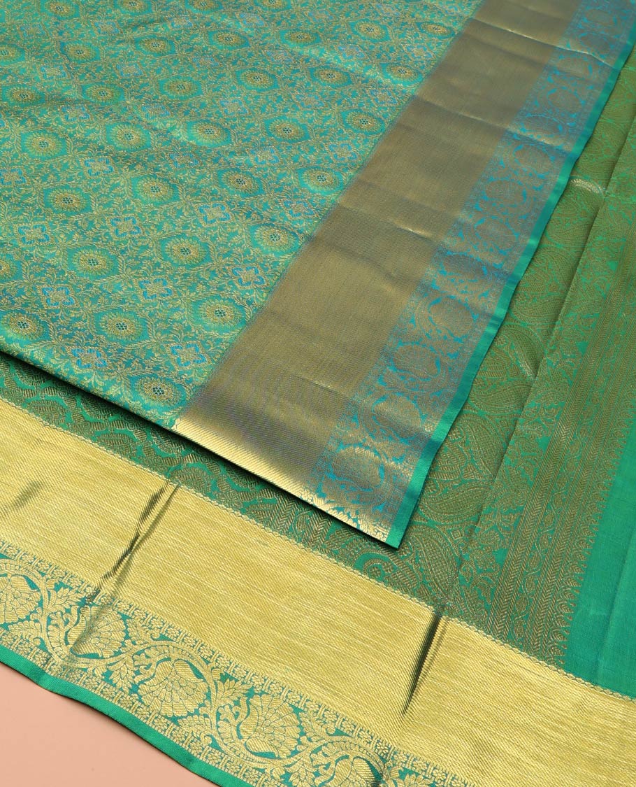 Green Kanchipuram Wedding Silk Saree, Enriched with Floral Jacquard Design On Its Body, Highlighted by Zari Border of Kodi Visiry Designs, Grand Pallu and Paired with a Matching Blouse