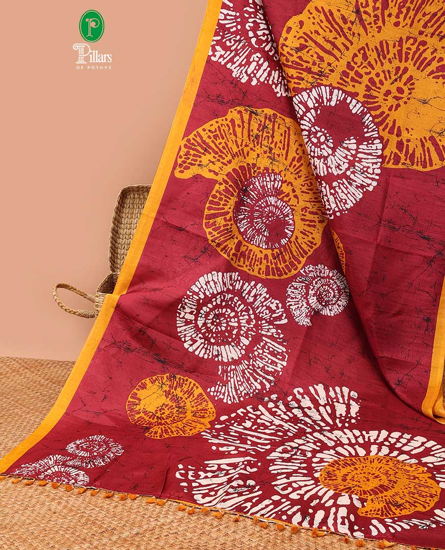 Maroon shibori pathik min design khadhi silk saree with contrast blouse