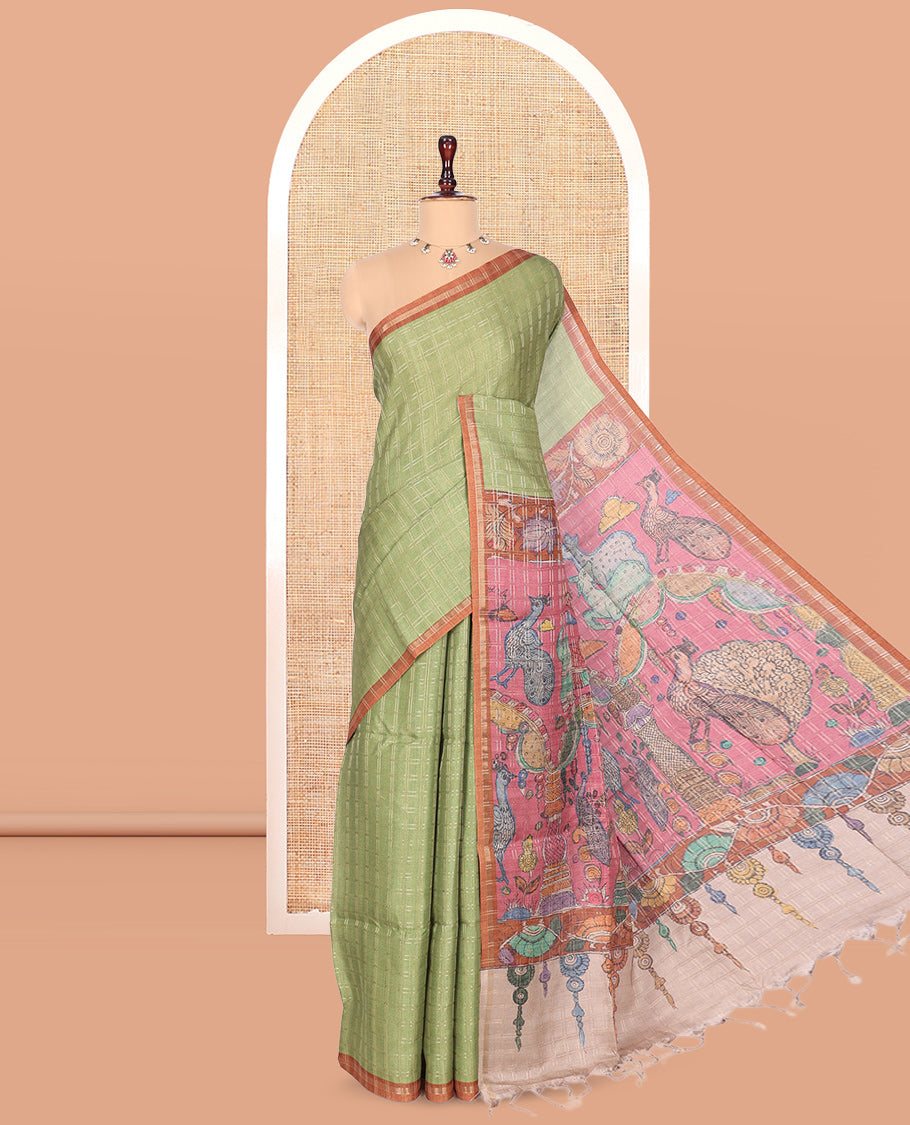 Green Checked Fancy Tussar Saree, Complemented by a Contrast Border, Kalamkari Flora-Fauna Printed Pallu, and a Contrast Blouse