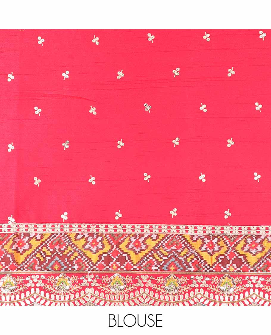 White ikkat style thread embroidery tussar silk saree with embroidery scallop border & floral ikkat style pallu