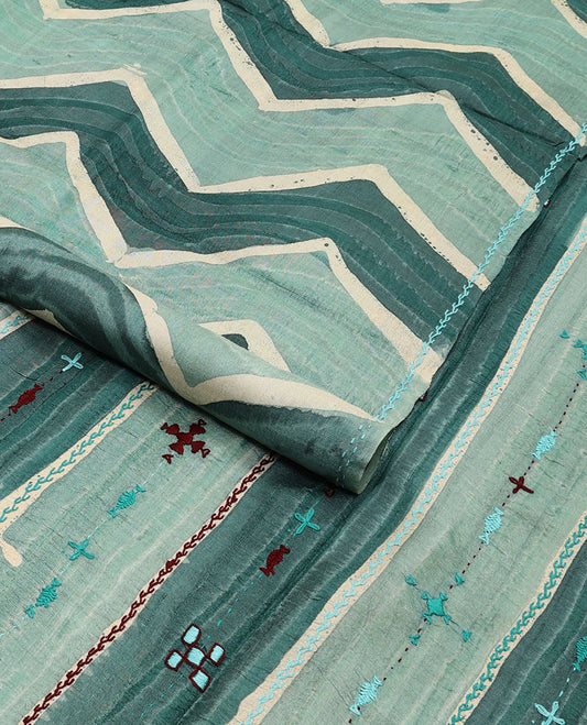 Borderless chevron design tussar silk saree with geometric design pallu