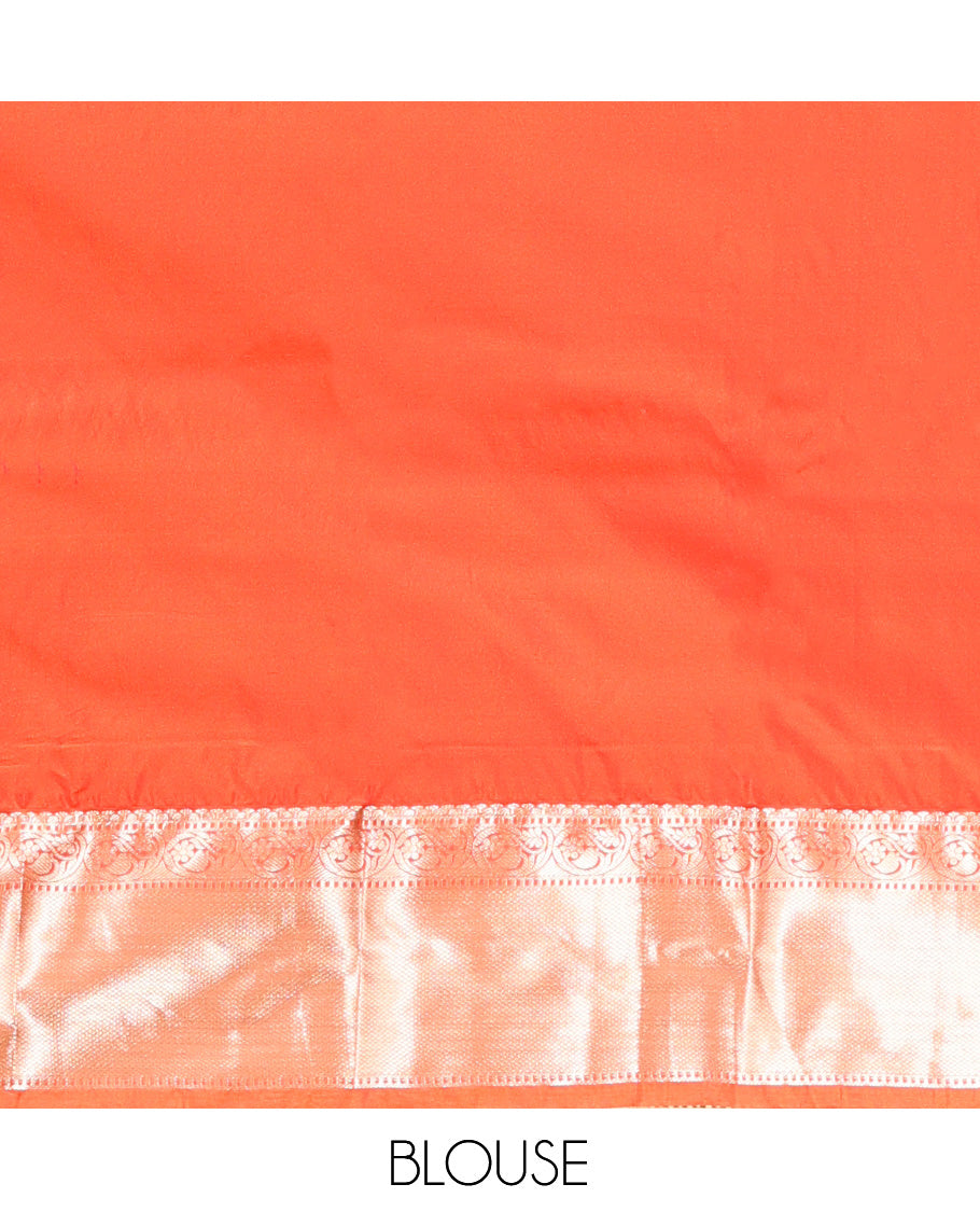 Violet Budget Silk Saree, Woven with Peacock-Chakra Buttas, Complemented by a Contrast Traditional Zari Border, Grand Jaal Pallu, and Contrast Blouse