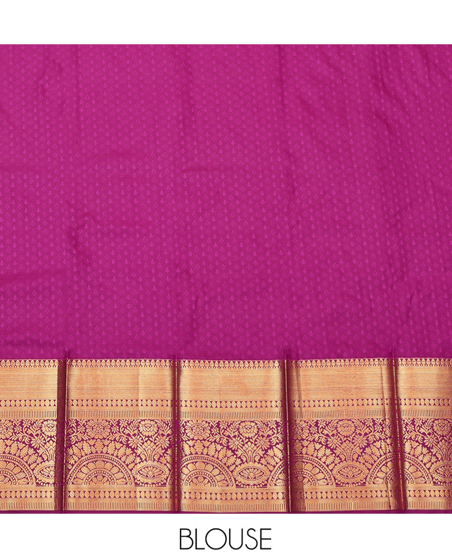 Green Budget Silk Saree, Decorated with Jacquard, Complemented by a Contrast Traditional Zari Border, Grand Pallu, and a Contrast Blouse