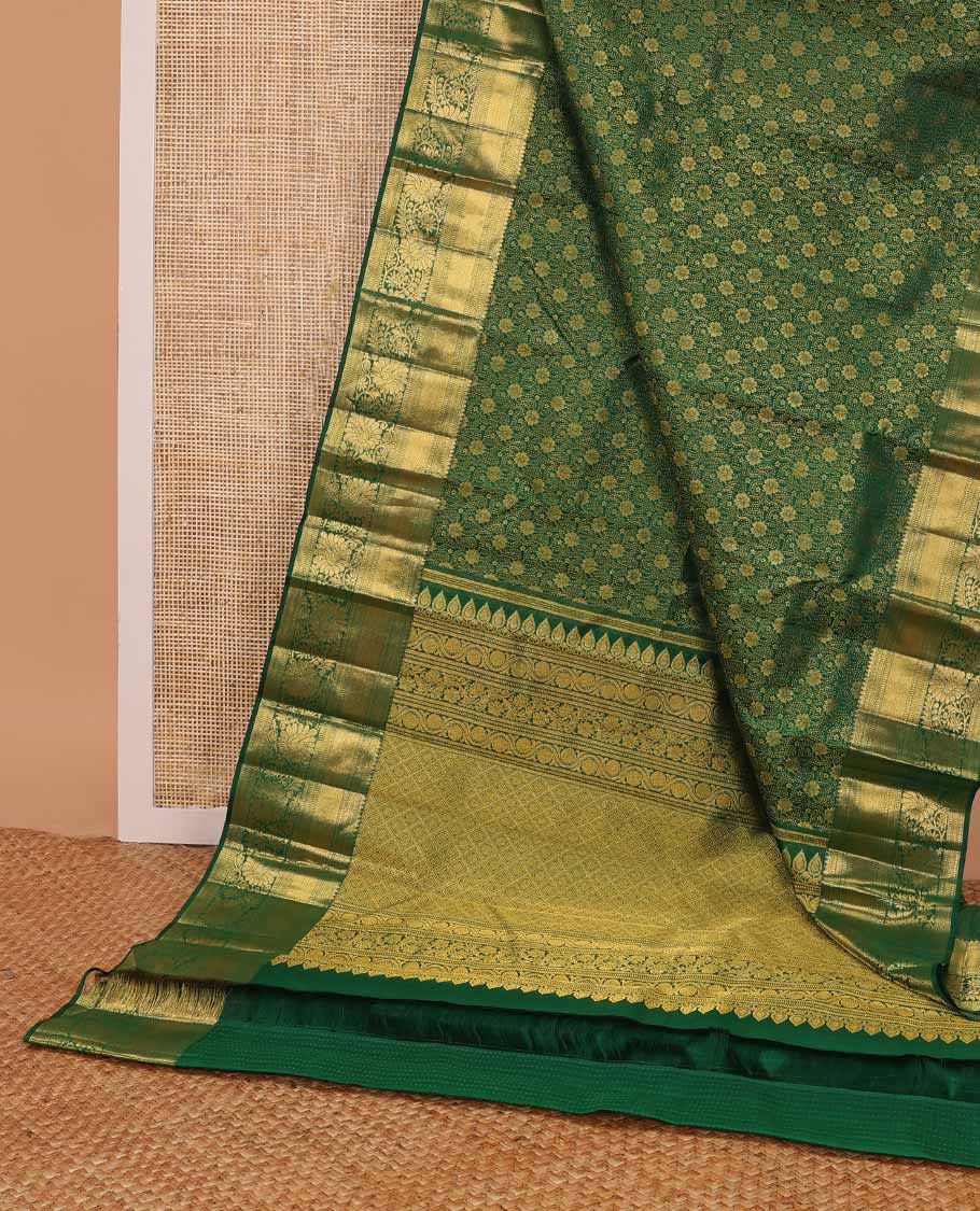 Green floral design silk saree with self border of thilakam mokku, banaras, kathir, kosi visiry design & zari design pallu