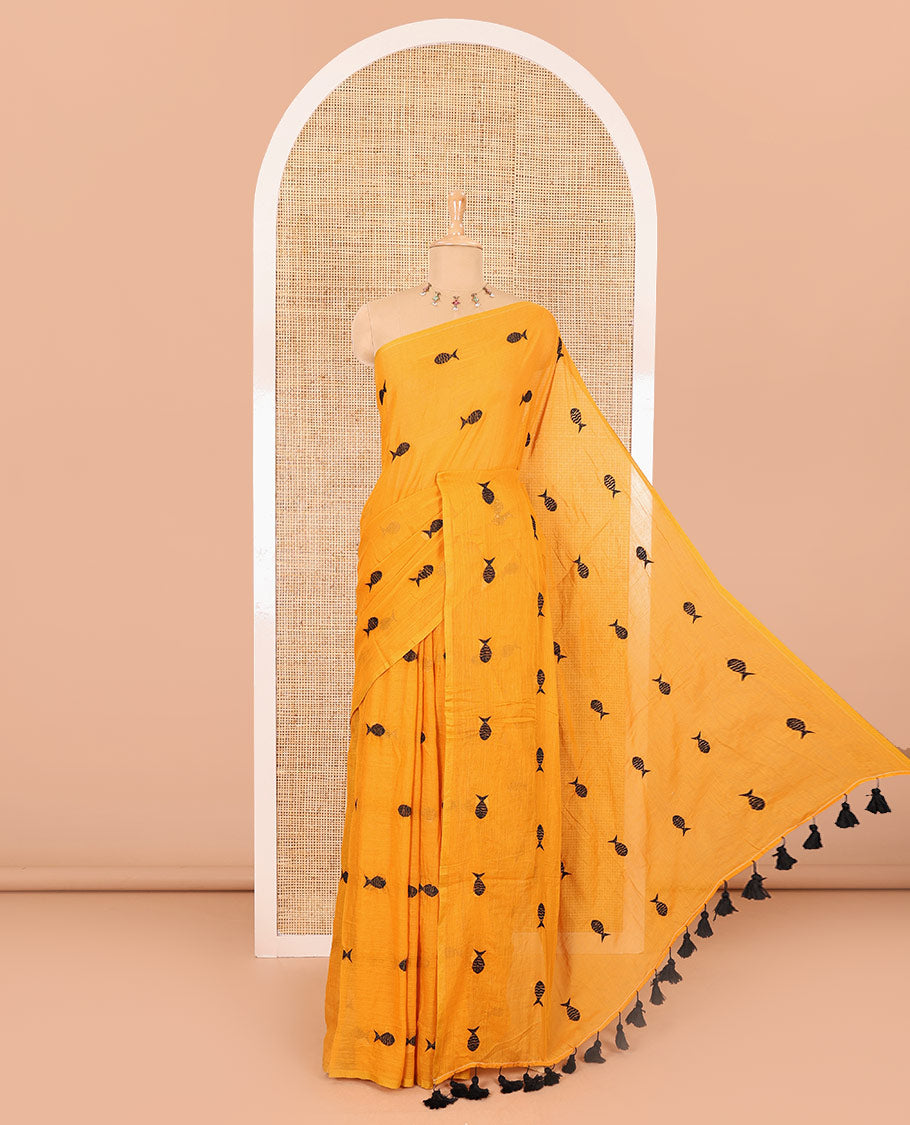 Borderless mustard fish motifs thread embroidered khadi mul cotton saree, fish motifs thread embroidered pallu, and a matching plain blouse