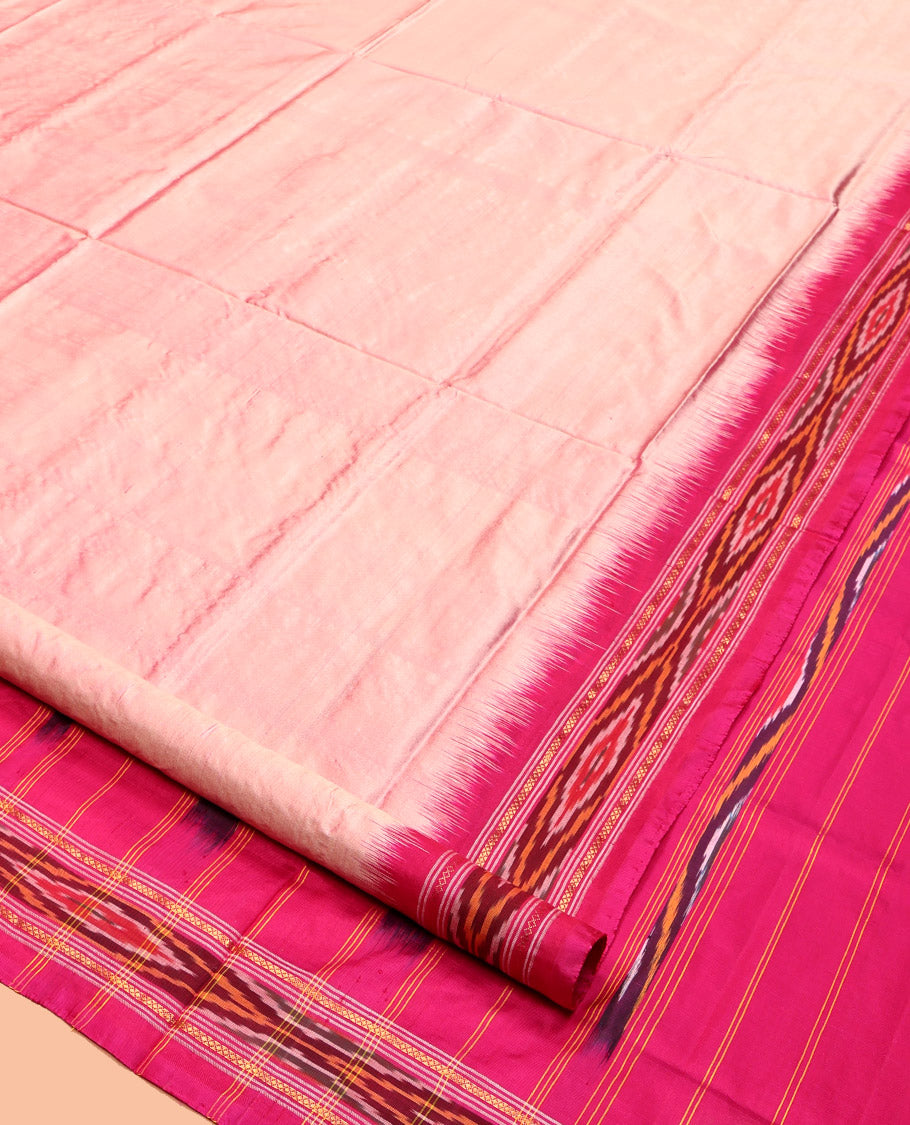 Pink Plain Pochampally Ikat Silk Saree, Complemented by a Contrast Ikat Textured Border, Ikat Pallu, and No Blouse
