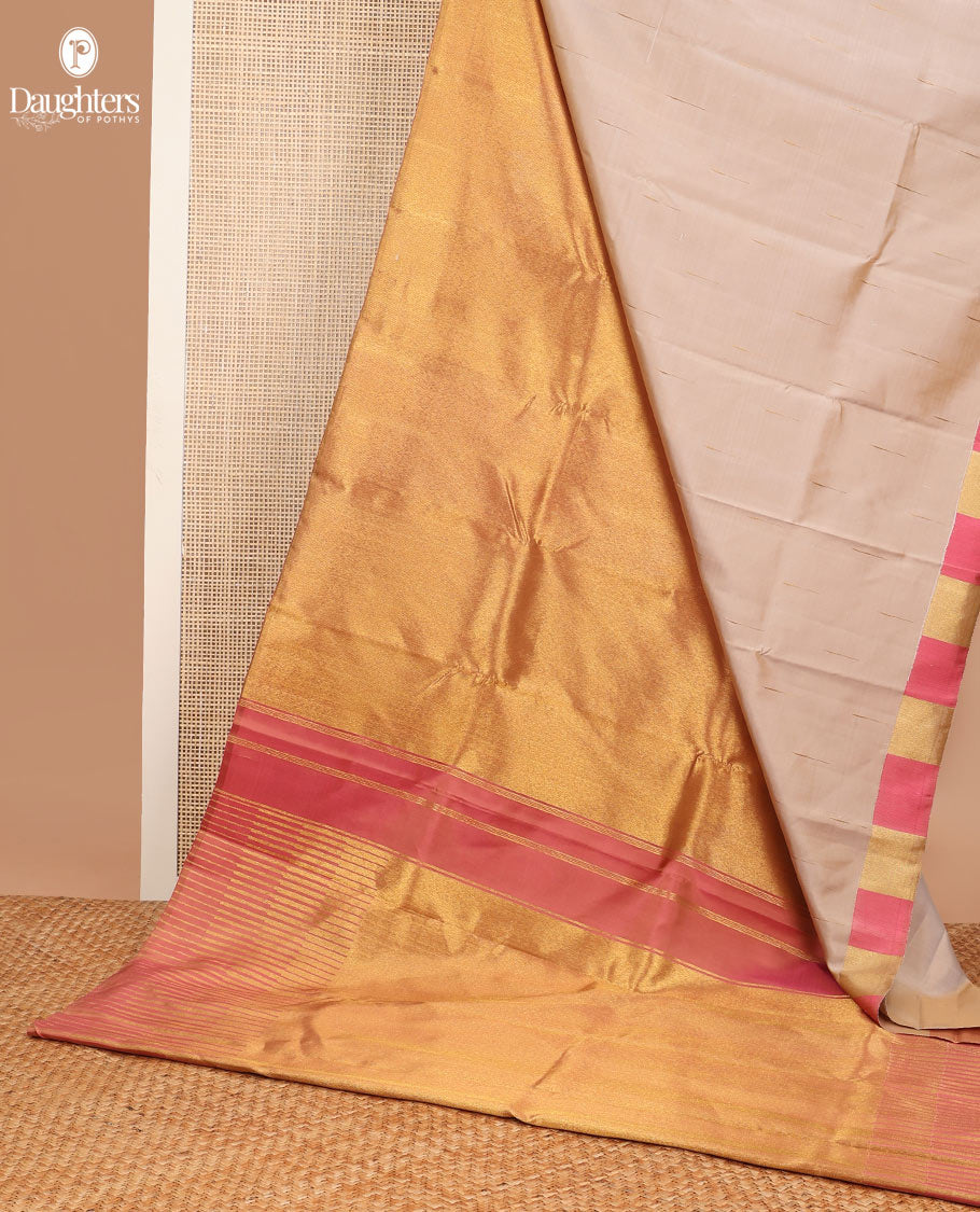 Borderless multi-color motifs silk saree with bhavanji pallu
