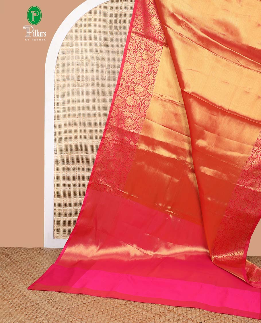 Red tissue saree with floral zari border & plain pallu along with plain blouse