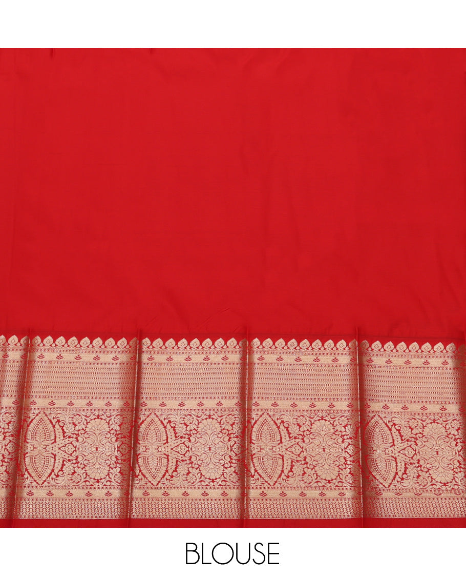 Green Budget Silk Saree, Finely Crafted with Zari Buttas, Complemented by a Contrast Traditional Zari Border, Grand Pallu, and a Contrast Blouse
