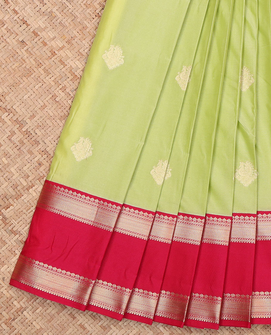 Green Budget Silk Saree, Subtly Woven with Peacock Buttas All Over Its Body, Complemented by a Contrast Traditional Zari Design-Woven Rettai Pettu Border, Grandly Jaal Design Woven Pallu, and Paired with a Contrast Blouse