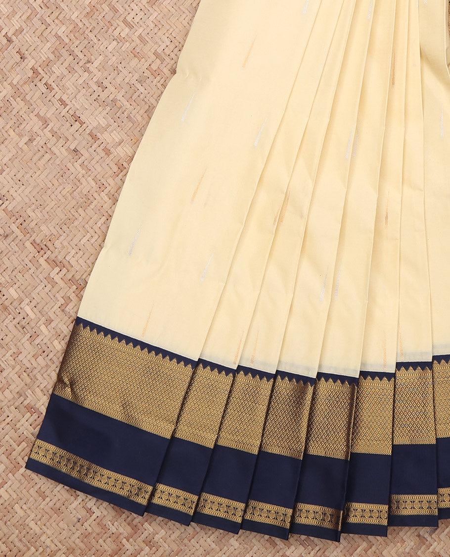 Sandal Zari Butta Budget Silk Saree