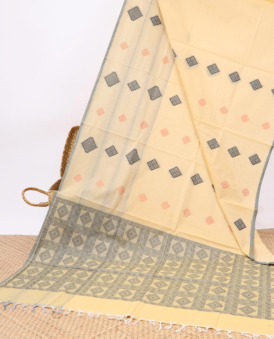 Borderless sandal diamond buttas Coimbatore cotton saree, diamond motifs enclosed checks