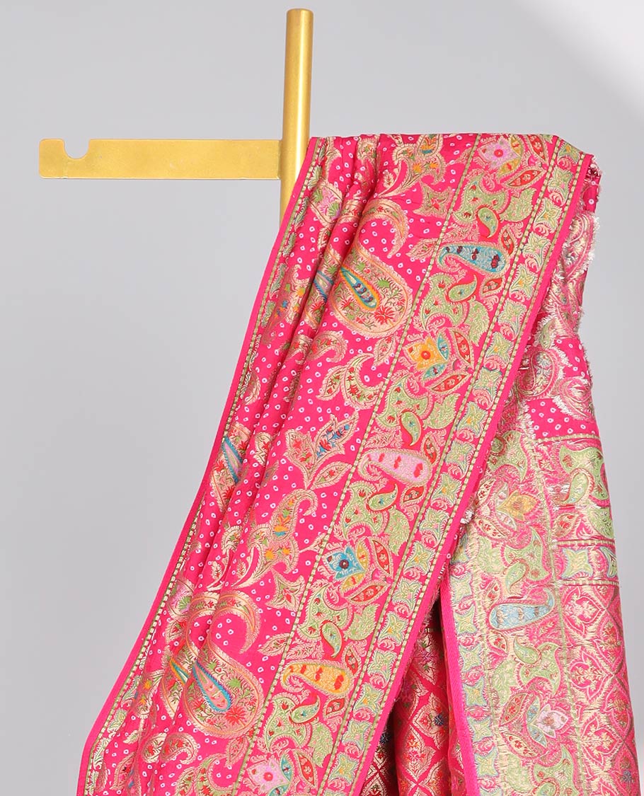Pink paisley motifs semi-banaras dola silksaree with self paisley motifs border & pallu of argyle pattern