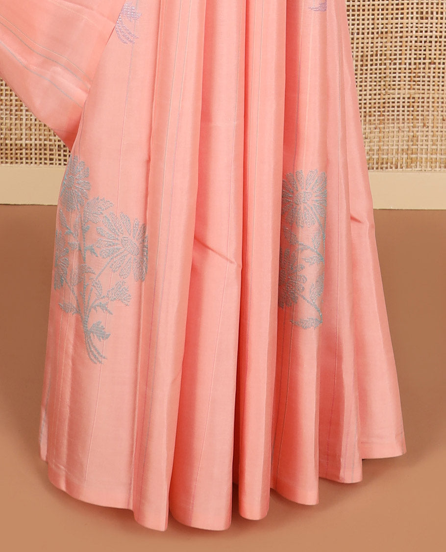 Borderless Peach floral design kancheepuram silk sareee with geometric design pallu