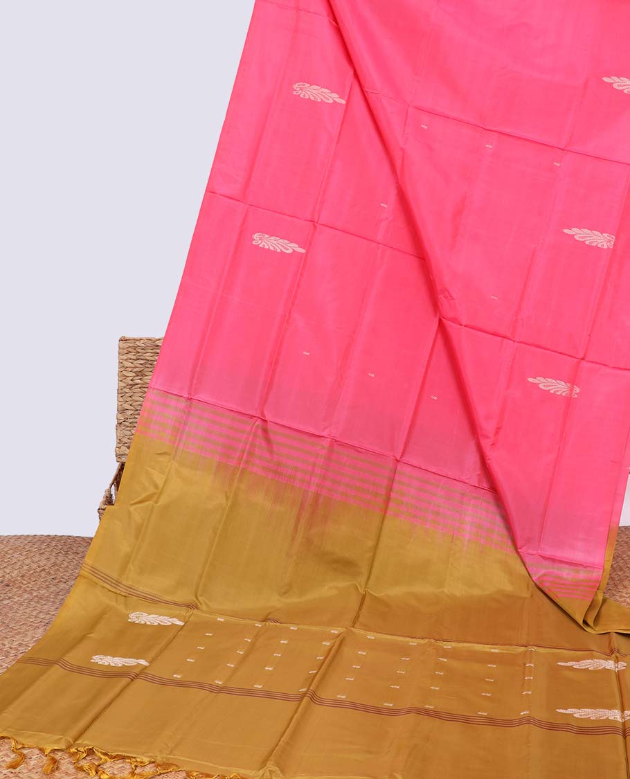 Borderless pink floral motifs banana pith saree & striped with floral motifs pallu