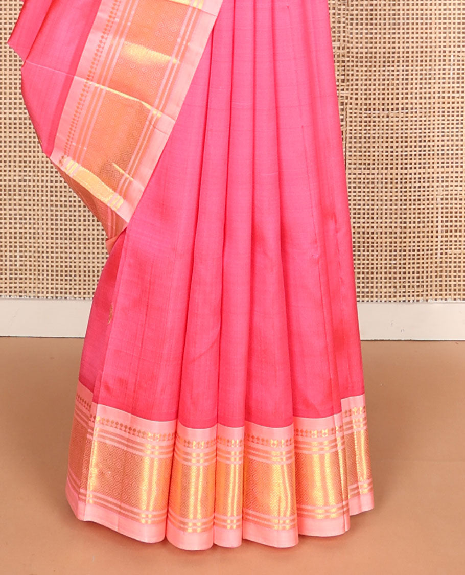 Pink zari buttas Kanchipuram silksaree, contrast one-sided border of panner sombu,banaras & jaal design & floral design pallu