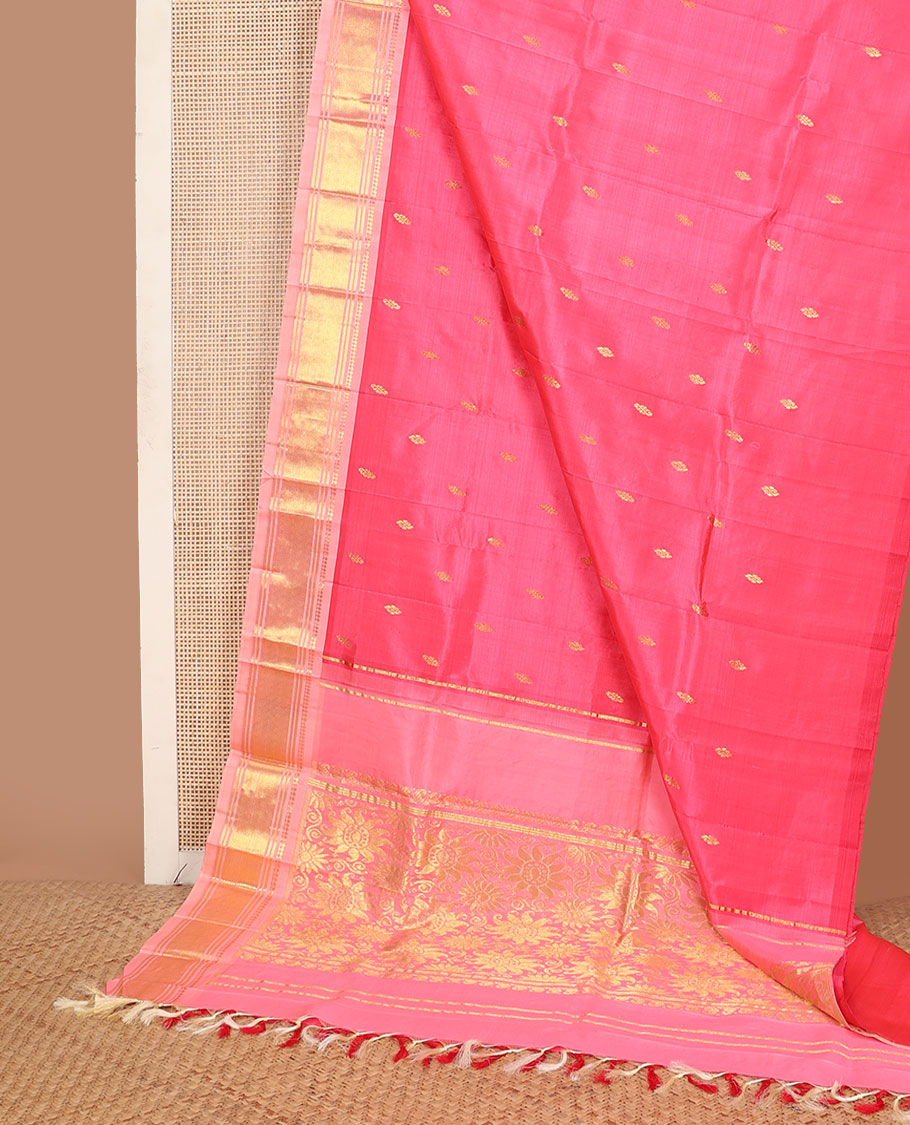 Pink zari buttas Kanchipuram silksaree, contrast one-sided border of panner sombu,banaras & jaal design & floral design pallu