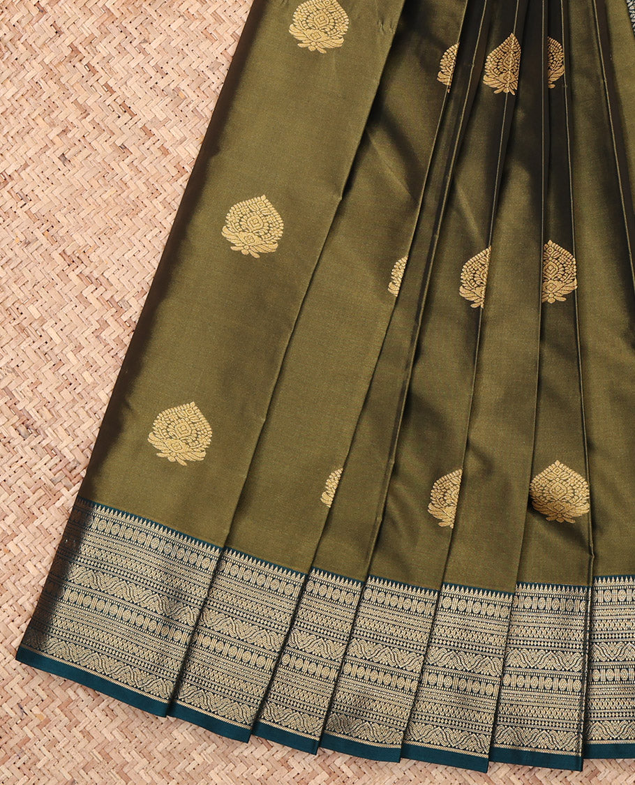 Green Budget Silk Saree, Embellished with Zari Buttas, Complemented by a Contrast Traditional Zari Border, Jaal Pallu, and a Contrast Blouse