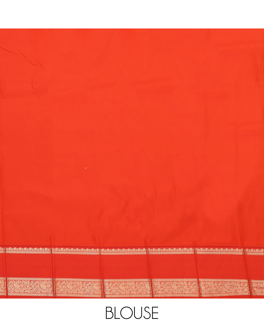 Green Budget Silk Saree, Woven with Zari Buttas, Complemented by a Contrast Traditional Rettai Pettu Zari Border, Grand Jaal Pallu, and Contrast Blouse