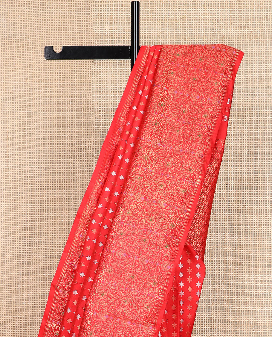Red star motifs Kanchipuram silksaree, meenakari floral jaal design, zari border & diagonal leaf vine pallu