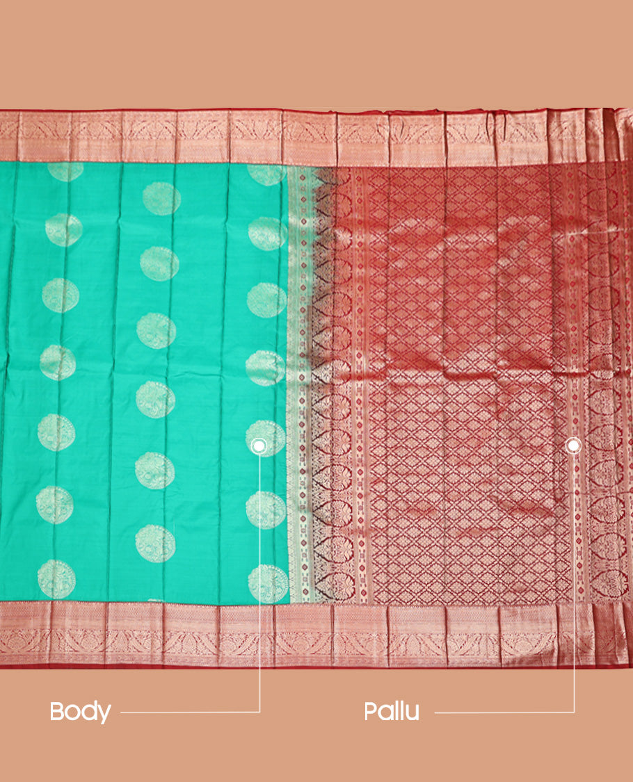Green Budget Silk Saree, Detailed with Zari Buttas, Captivating Contrast Traditional Zari Design Border, Grand Jaal Pallu, and Has a Contrast Blouse