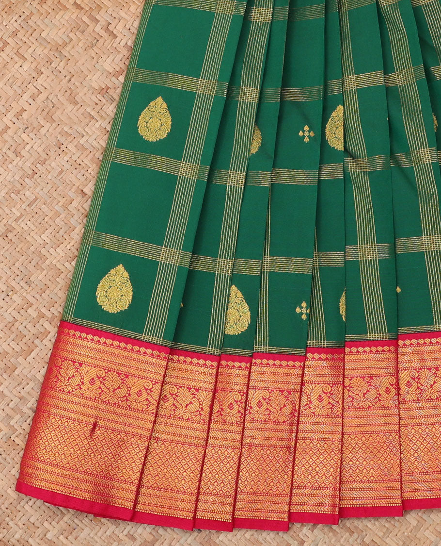 Green Budget Silk Saree, Woven with Zari Butta Enclosed Checks, a Contrast Traditional Zari Border, Grand Pallu, and a Contrast Blouse