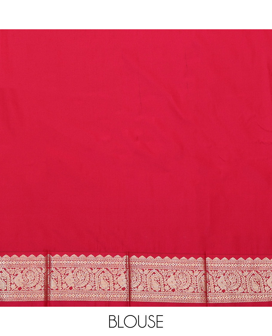 Green Budget Silk Saree, Accentuated with Zari Buttas and Checks, Complemented by Contrast Traditional Border, Geometric Pallu and a Contrast Blouse