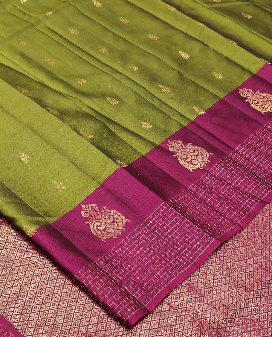 Green zari buttas Vasundhara silk mix saree, contrast zari border and pallu of jaal pallu