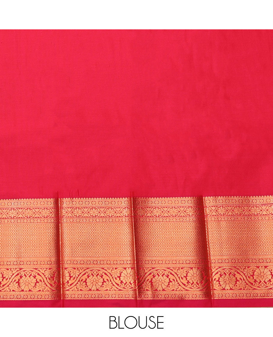 Green Budget Silk Saree, Embellished with Jacquard, Complemented by Contrast Traditional Zari Border, Intricate Pallu, and a Contrast Blouse