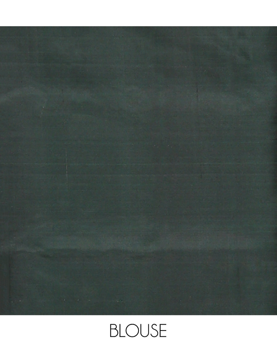 Borderless Green Mayuri Soft Silk Saree, Gleamed Up with Floral Zari Buttas All Over Its Body, Sparsely Woven Pallu of Diagonal Designs, and Paired with a Matching Blouse