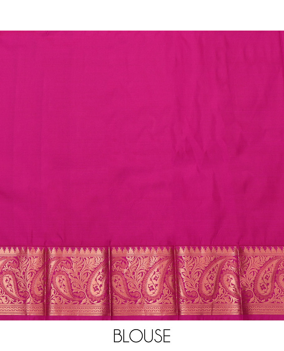 Green Budget Silk Saree, Enriched with Jacquard Design, Complemented by Contrast Paisley Border, Grand Pallu and a Contrast Blouse