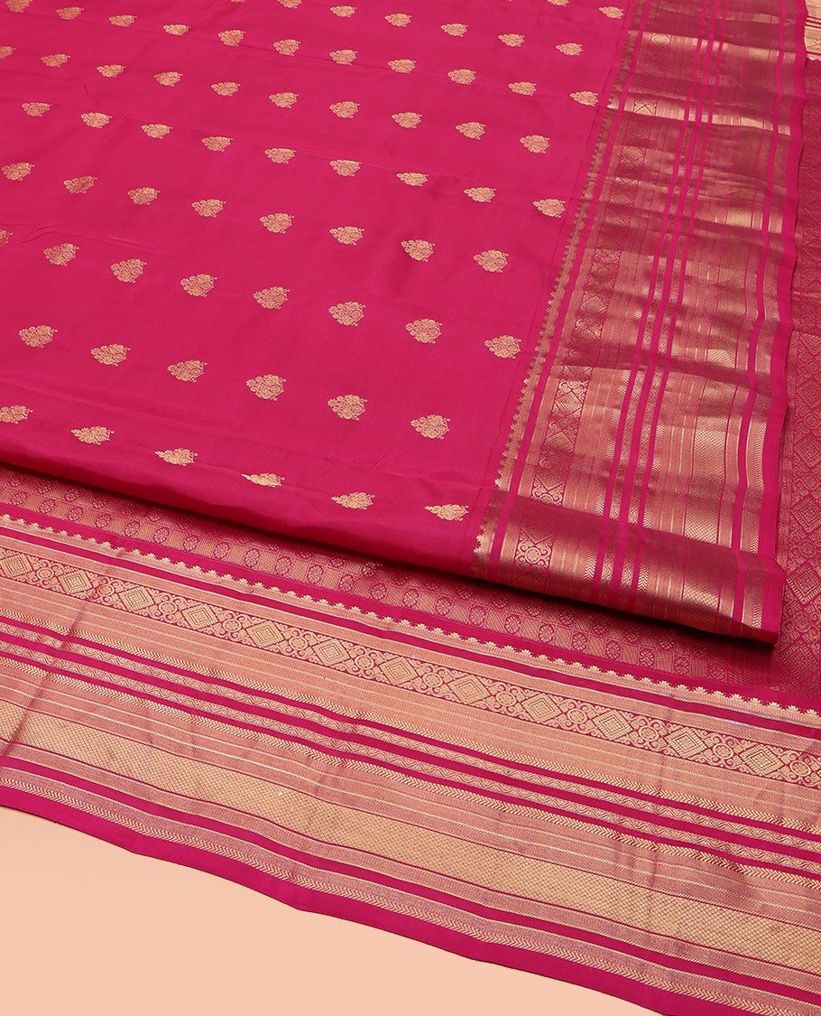 Pink Vasundhara Lite Silk Mix Saree, Spotlighted with Zari Buttas All Over Its Body, Highlighted by a Zari Border of Rekku, Mayil Kann, and Kathir Designs, Pallu of Chakram Enclosed Checked Designs, and Paired with a Matching Blouse