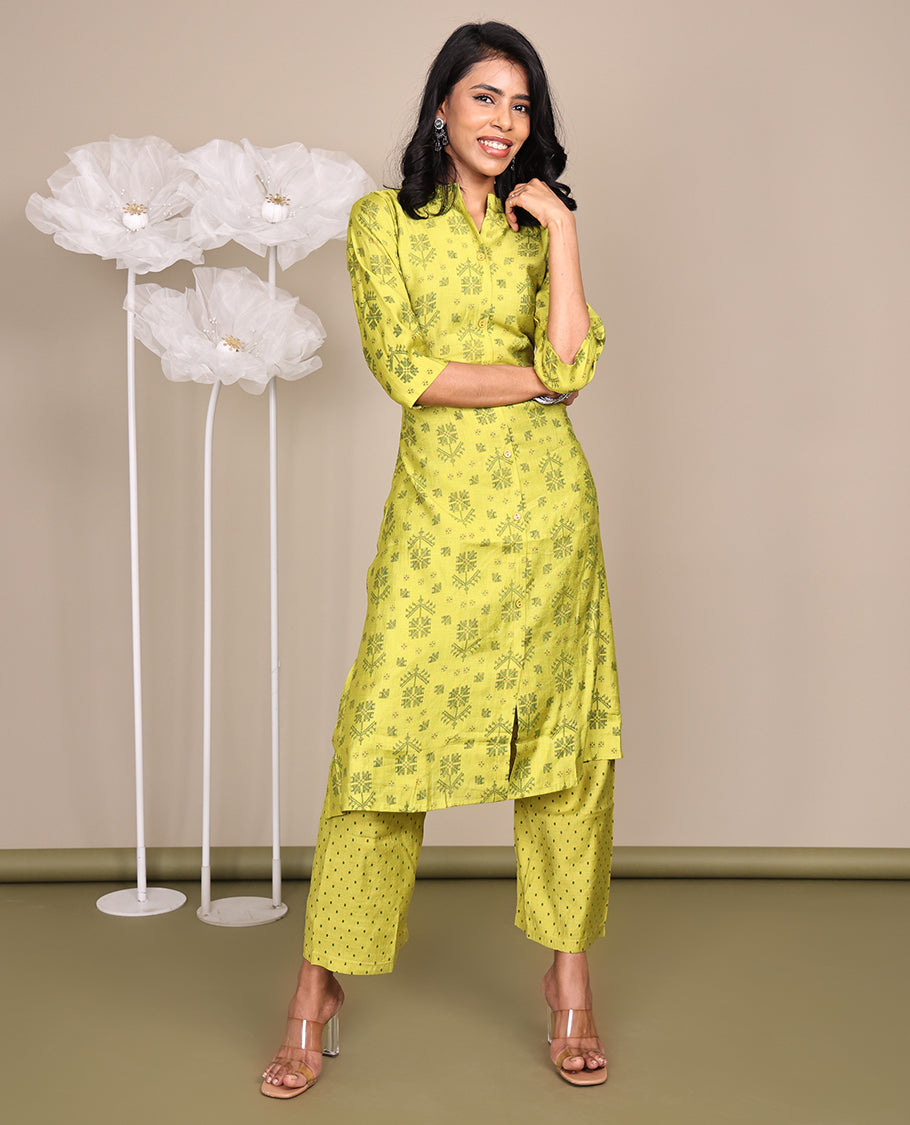 Green Cotton Ready-Made Suit, Featuring Jamdani-Style Prints, a Chinese Collar, 3/4 Sleeves, and Straight-Cut Top, Paired with Polka-Dot-Printed Straight-Cut Pants