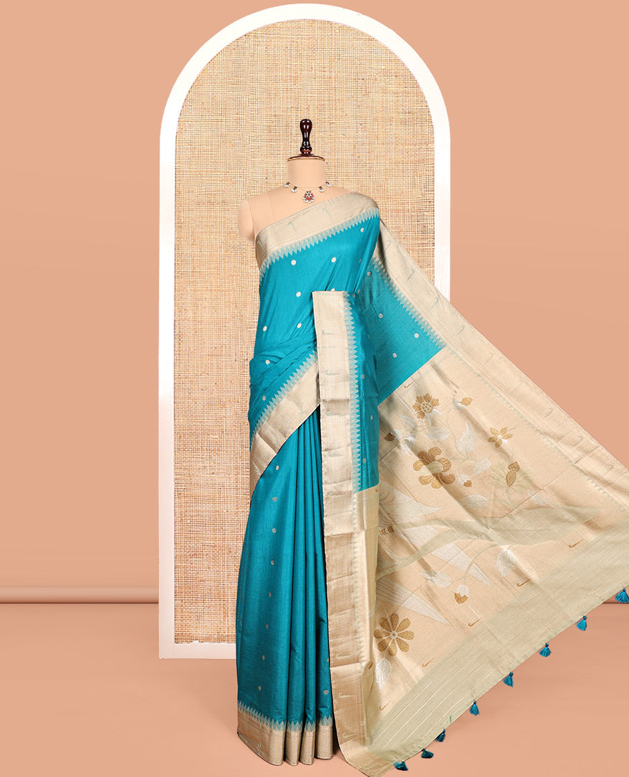 Blue Matka Silk Saree, Crafted with Flower Buttas All Over Its Body, Complemented by a Contrast Border of Traditional and Muniya Designs, Pallu of Floral Designs, and Paired with Contrast Blouse