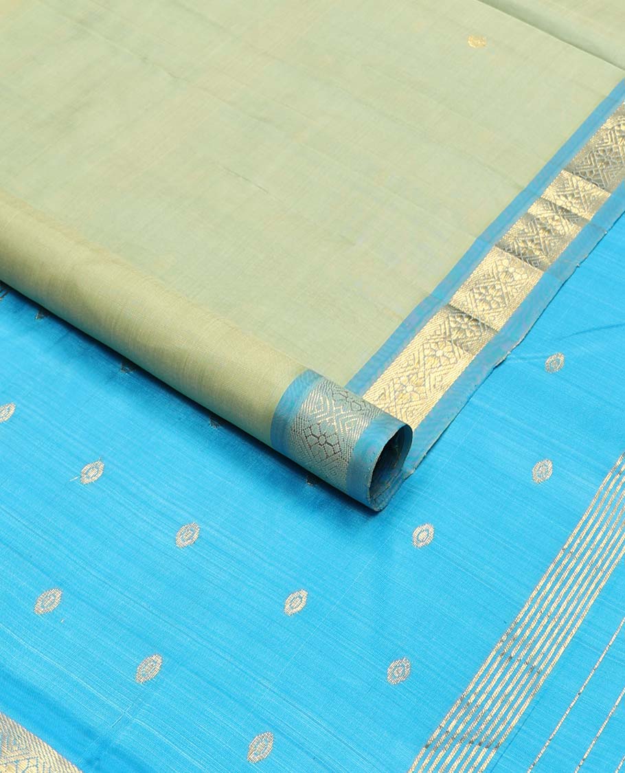 Green floral design kancheepuram silk saree with contrast floral design border & intricate zari desogn pallu