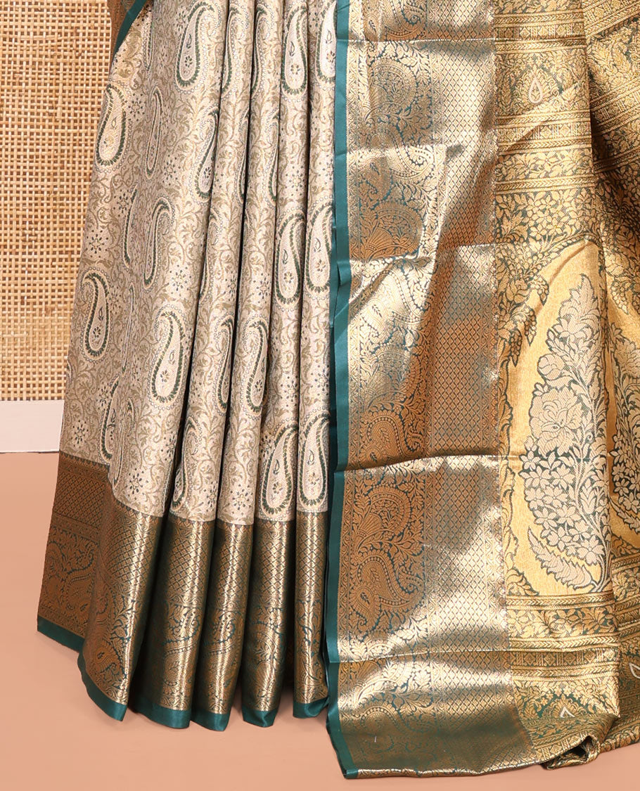 Peacock Green Art Silk Saree, Decorated with Floral-Paisley Jacquard Design, a Traditional Zari Border, Intricate Pallu, and a Matching Blouse