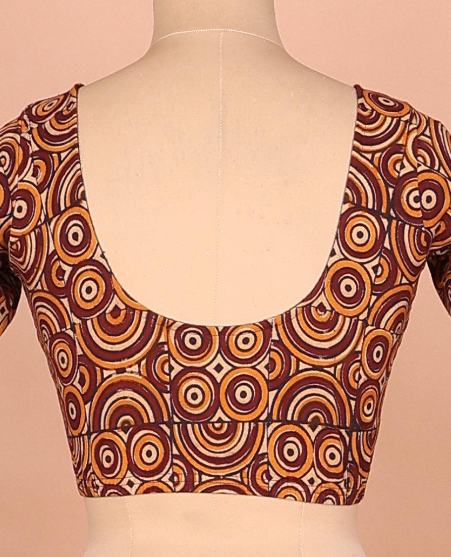 Maroon spiral motifs printed front and back round neck elbow sleeve cotton readymade blouse