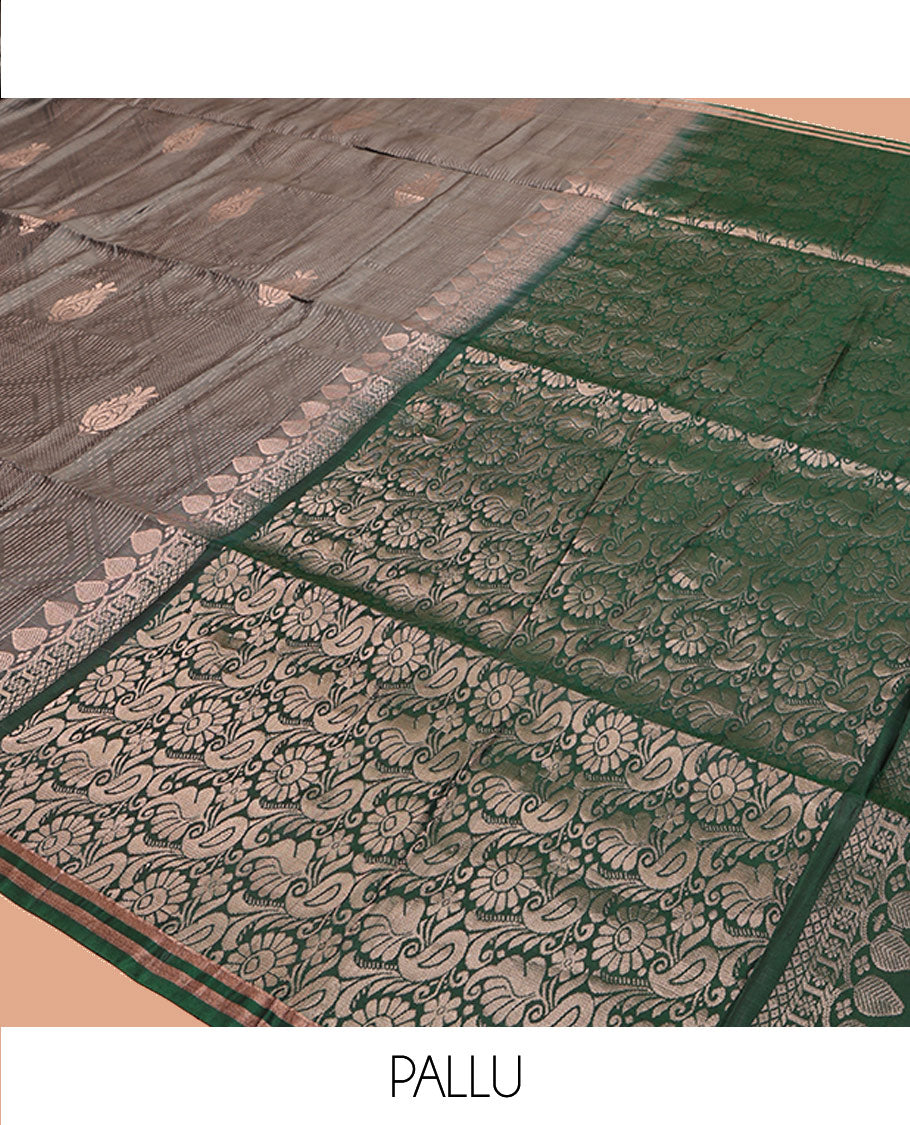 Grey Uppada Silk Saree, Elegantly Framed with Zari Buttas and Diamond Design, a Zari Border, Grand Pallu, and a Contrast Blouse