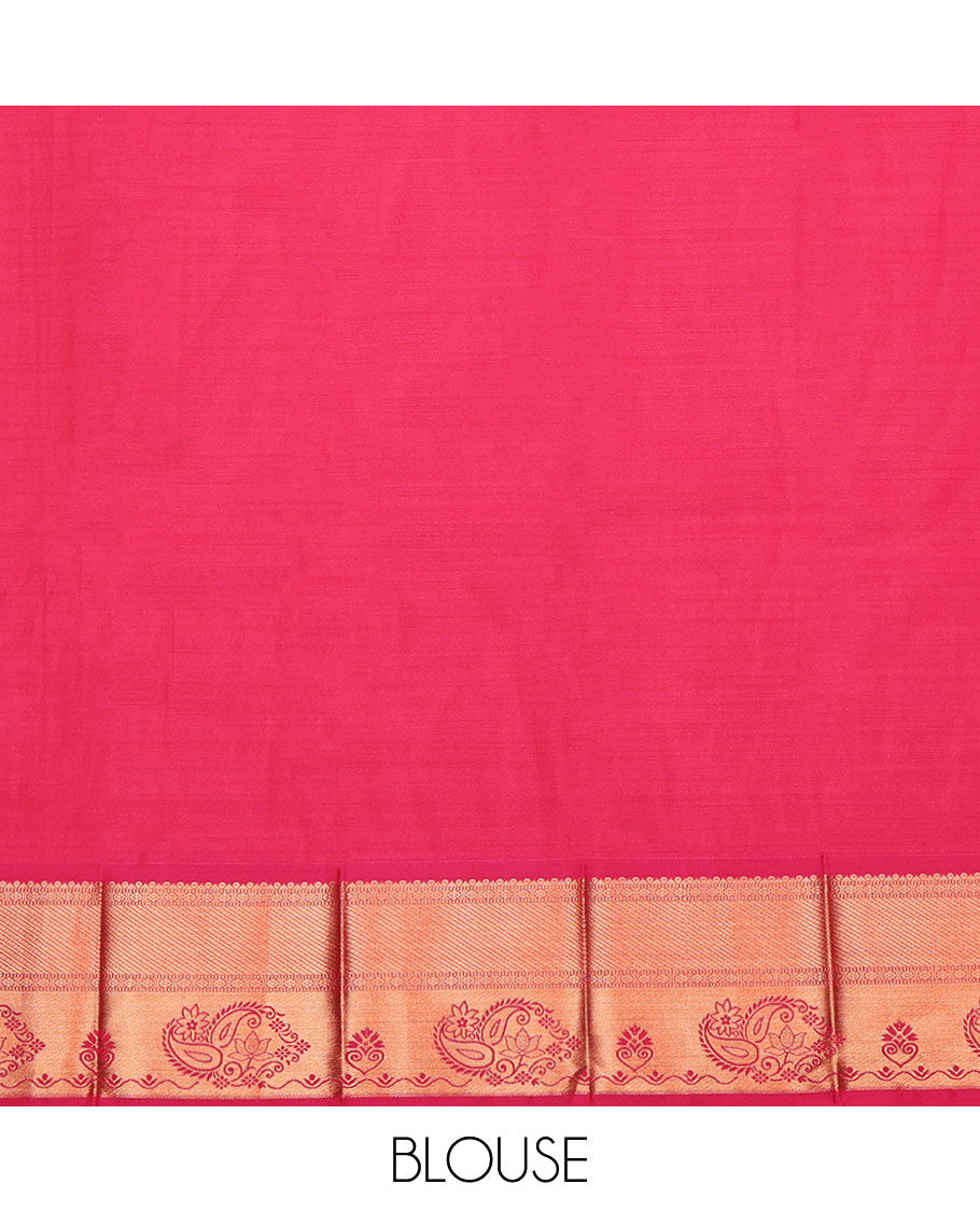 Green Budget Silk Saree, Bedecked with Floral Jacquard, Complemented by Contrast Traditional Zari Border, Intricate Pallu, and a Contrast Blouse
