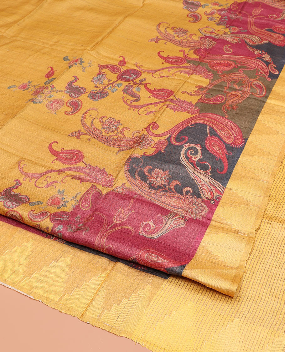 Yellow Tussar Silk Saree, Meticulously Crafted with Paisley Print, Complemented by Contrast Temple Border, Striped Pallu, and a Matching Blouse