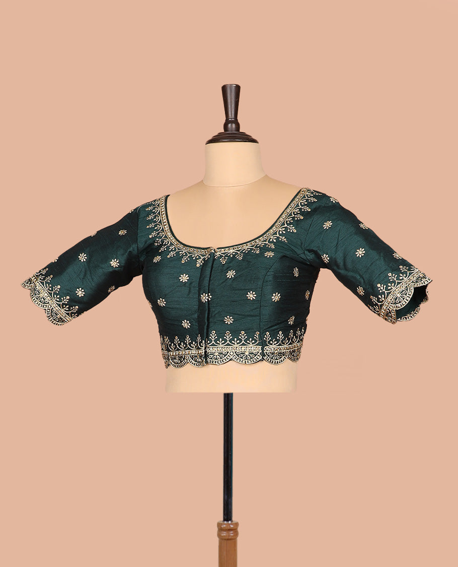 Green thread embroidered front-and-back round elbow-sleeve readymade blouse