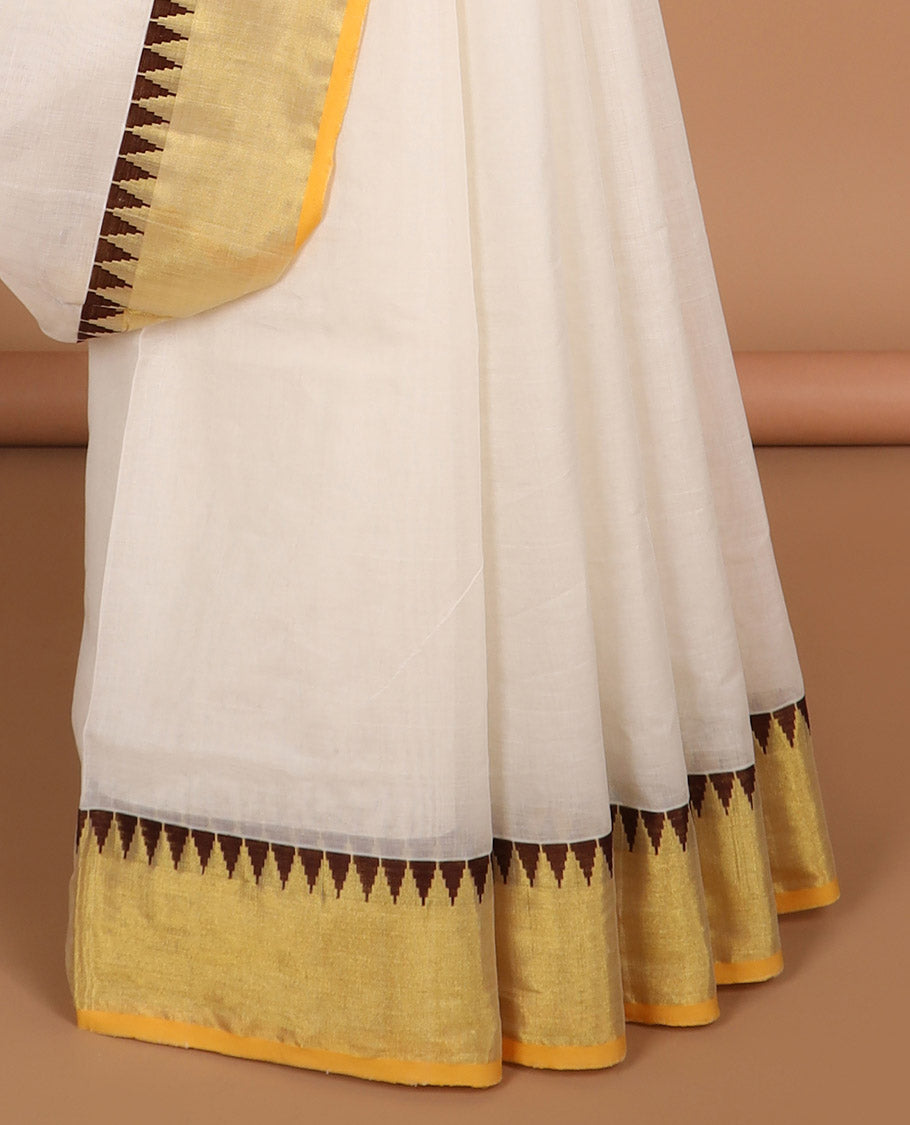 White kasavu saree with contrast temple border & traditional temple pallu, thread design