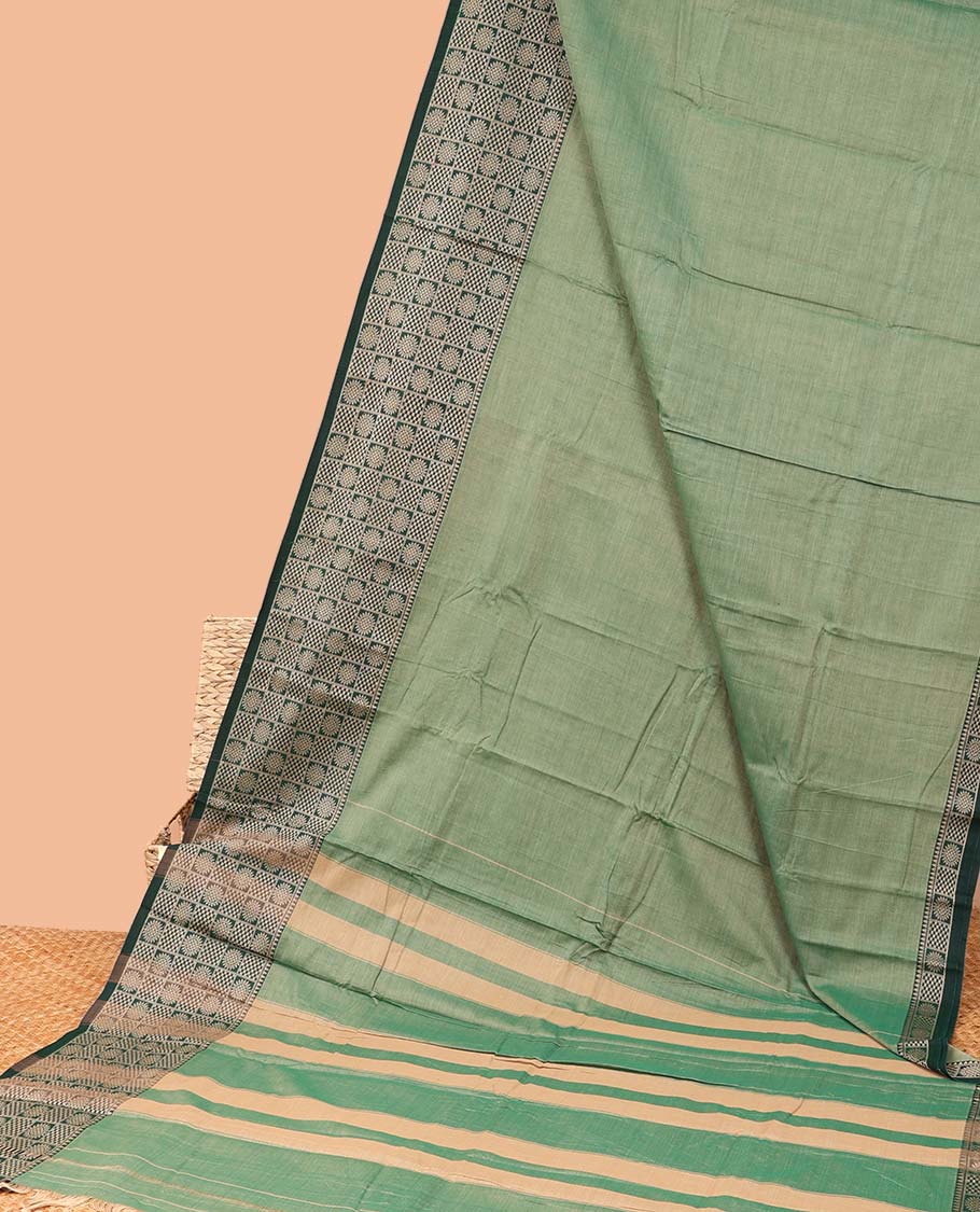 Green plain Narayanapet cotton saree, contrast chakram and bentex design border & striped pallu