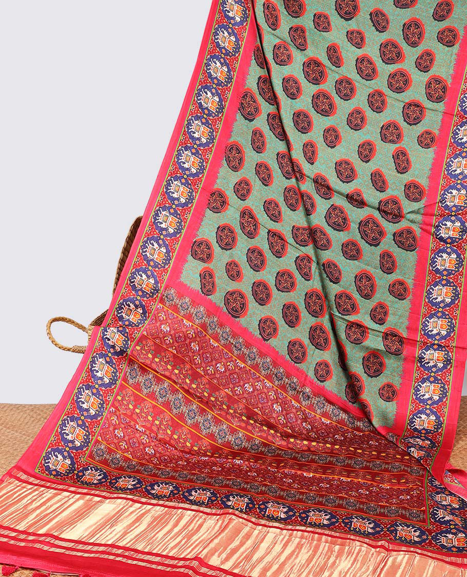 Green circular motifs semi-banaras printed saree with contrast elephant motifs border & intricate design pallu