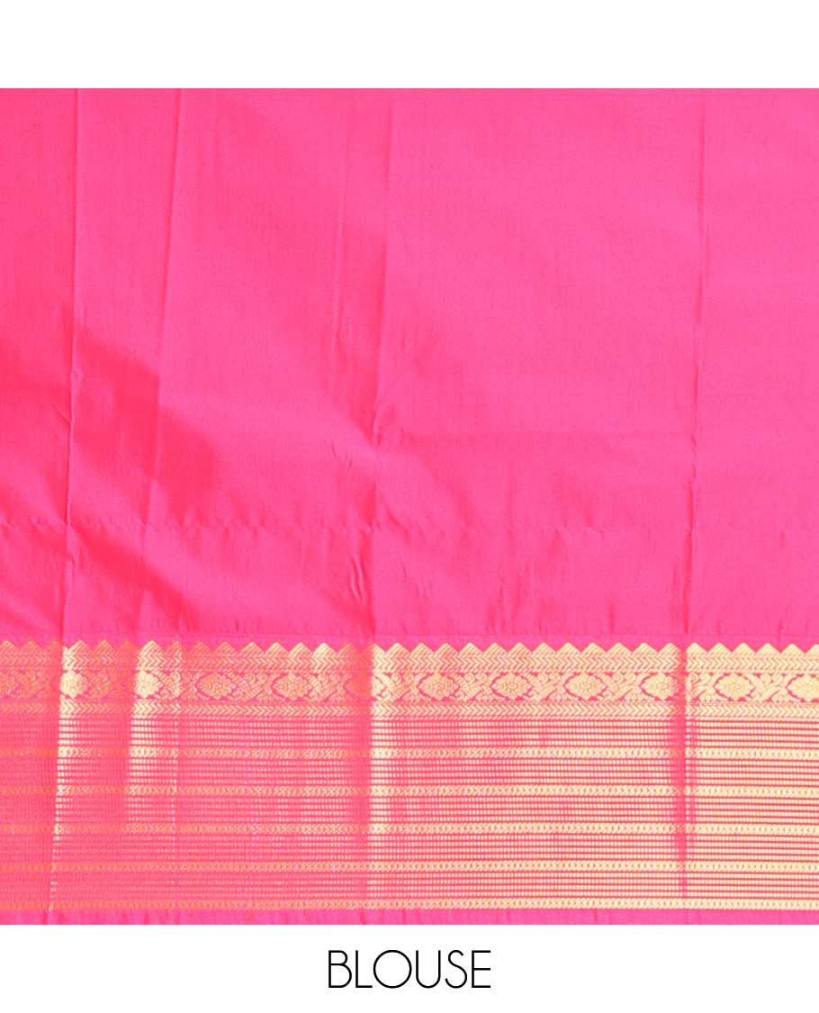 Green leaf motifs enclosed checked design gift saree with contrast zari design border & checked zari design pallu