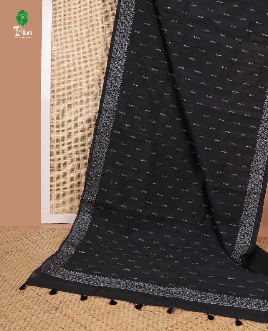 Black butta embroidery matka saree with flower design, zari embroidery border & buuta design pallu alogn with plain blouse