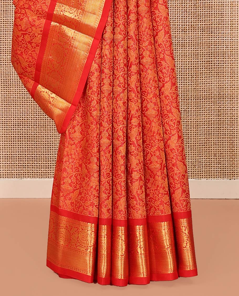 Rust Kanchipuram Wedding Silk Saree, Elevated with Jacquard Design On Its Body, Highlighted by Zari Border of Kodi Visiry, Neli, and Vanki Designs, Delicately Woven Pallu, and Paired with a Matching Blouse