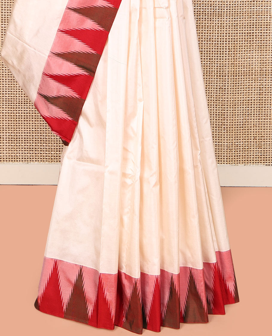 White Plain Bangalore Silk Saree, Complemented by a Contrast Temple Border, Pallu of Stripes, and a Contrast Blouse